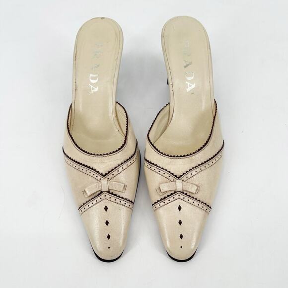 Vintage Prada Beige Neutral Leather Bow Pointed Toe Slide Mules Heels IT 36 - Picture 5 of 12